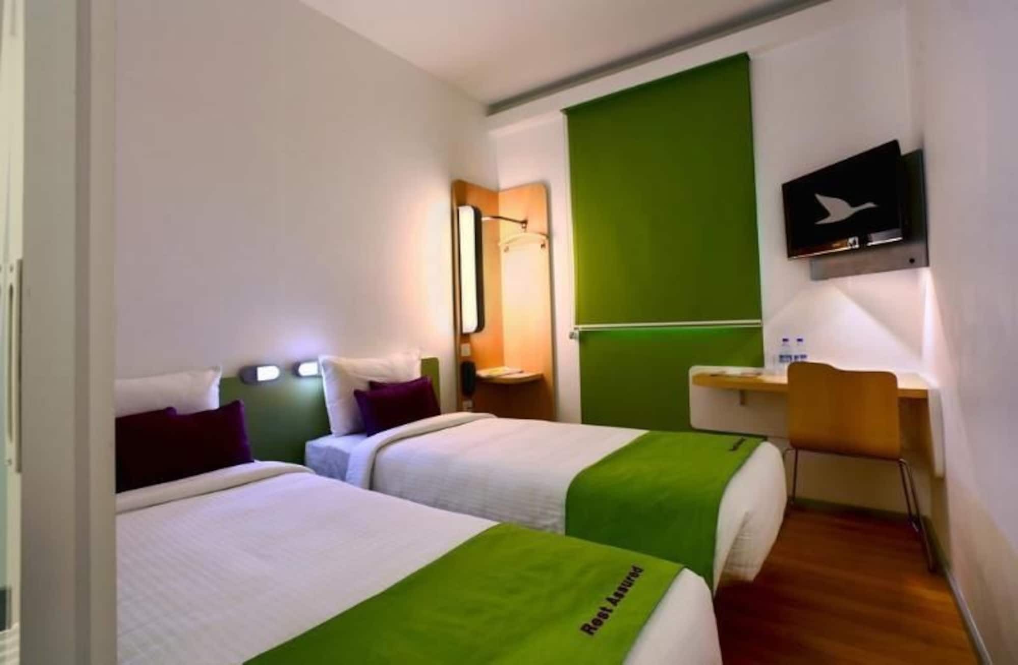 Holiday Inn Express Ahmedabad Prahlad Nagar By Ihg Exteriér fotografie